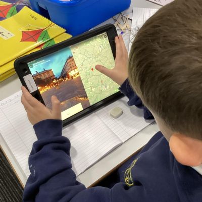 Learning about physical and human characteristics of European cities